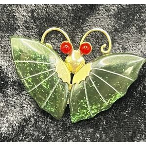 Vintage Natural Green Jade Butterfly Brooch Pin Pendent Coral Eyes Gold Tone